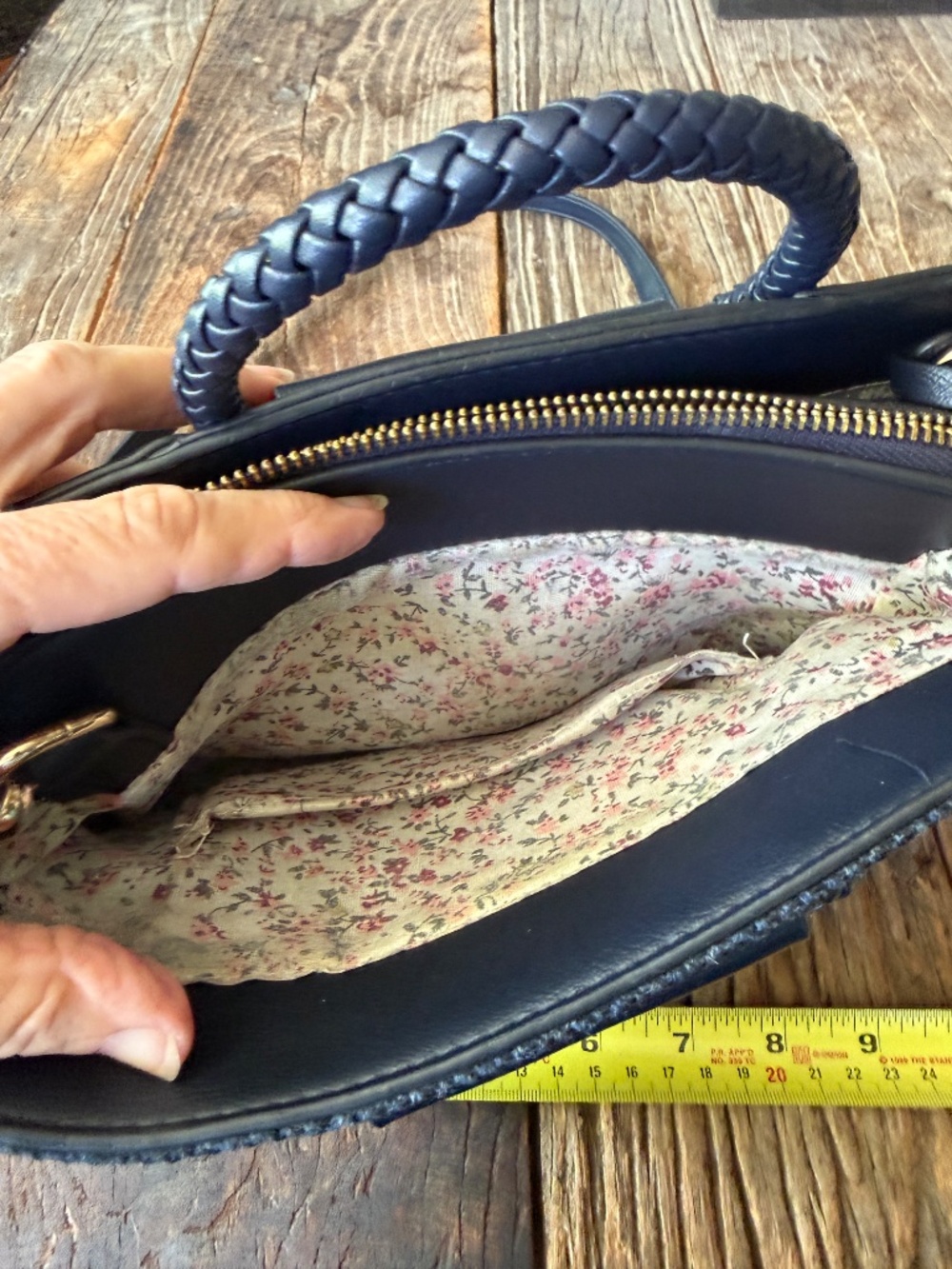 Islander The Aran Tote Crossbody Clutch Harris Tweed in Navy Herringbone - Picture 10 of 12
